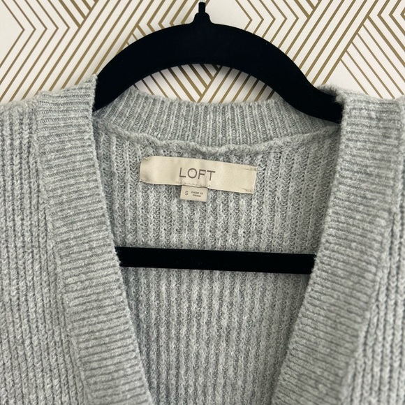 LOFT Womens Gray Long Cardigan with Gemstone Buttons, Size Small - Picture 3 of 4